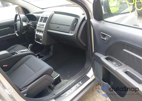 2010 Dodge Journey Sxt z USA, uszkodzony, nr VIN 3D4PH5FV8AT182822